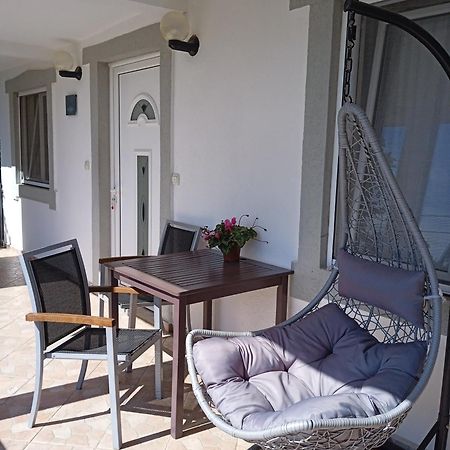 Aparttoni دوبرا فوفا المظهر الخارجي الصورة