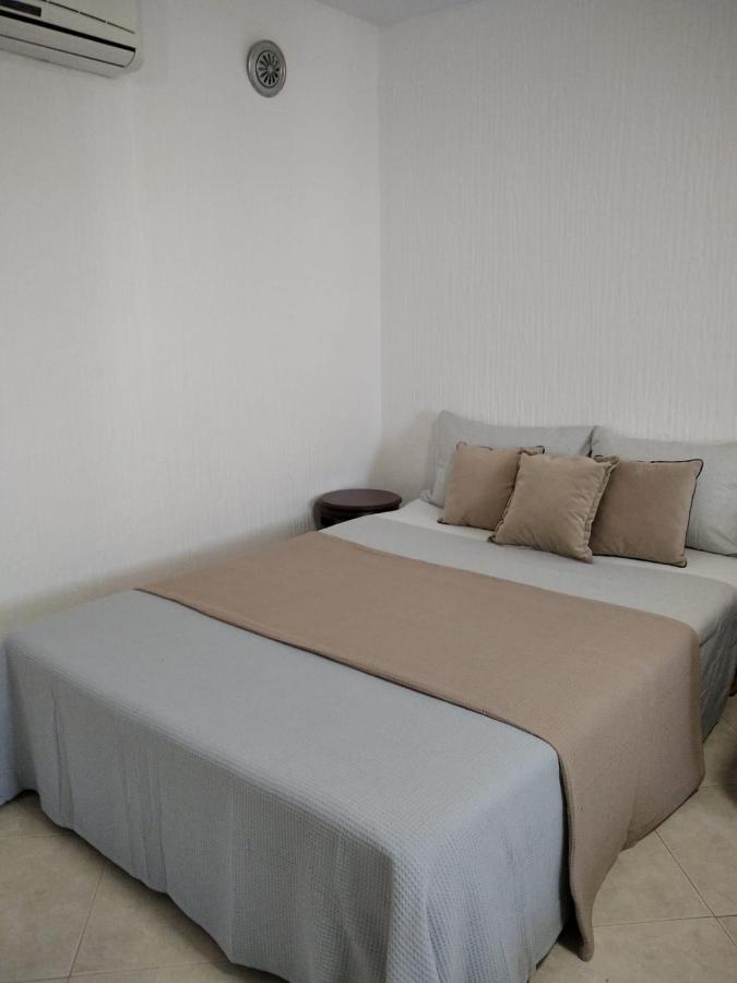 Aparttoni دوبرا فوفا المظهر الخارجي الصورة