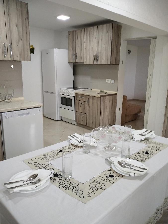 Aparttoni دوبرا فوفا المظهر الخارجي الصورة